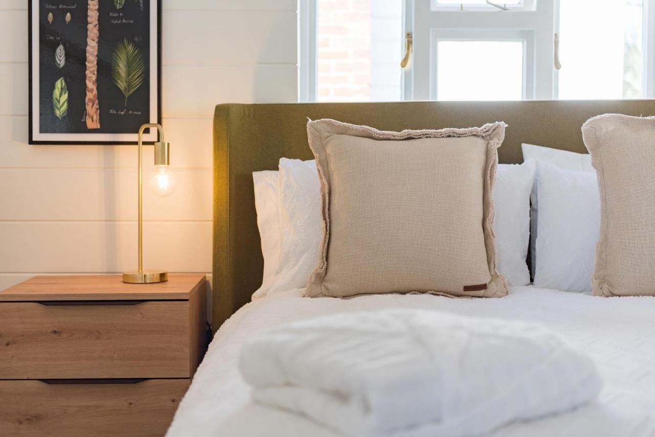 Wheelwrights Cottage By Bloom Stays Staple Cross Eksteriør billede